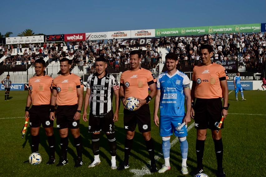 Estudiantes perdió en Chaco y dejó de ser el líder de Primera Nacional.