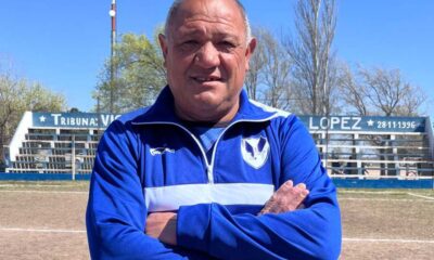 Pocos lo conocen por su verdadero nombre: Héctor Fabián, sin embargo, toda referencia es inequívoca en el pueblo cuando se refiere al ex jugador o al actual DT de Talleres de Las Acequias.