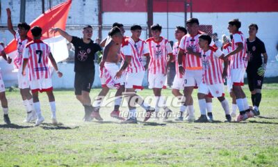 Tercera B: Municipal ganó el clásico y empieza a probarse el traje de campeón.
