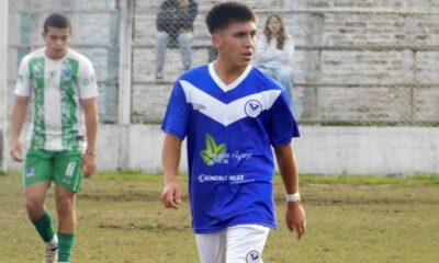 Con 17 años, Nicolás Otero reparte su tiempo entre el doble turno del secundario y los entrenamientos en Talleres de Las Acequias.