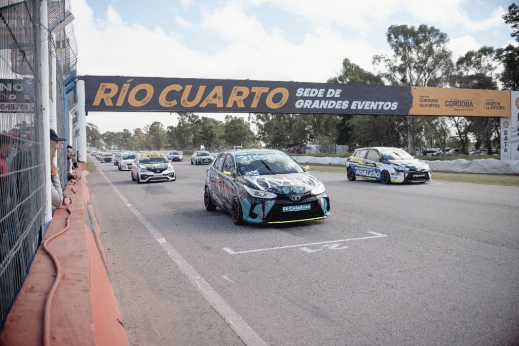 El Autódromo de Río Cuarto vuelve a ser epicentro del automovilismo nacional con el TN APAT y el Turismo Carretera 2000.