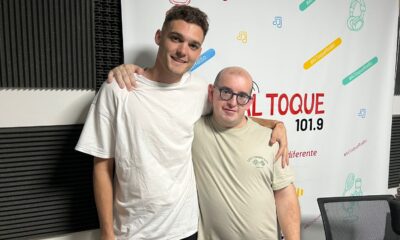 El actual delantero de Huracán de Laboulaye se sumó al ciclo que Tomás De Marco tiene en el programa radial “De Buena Mañana” por Al Toque Radio para hablar de sus inicios y actualidad.