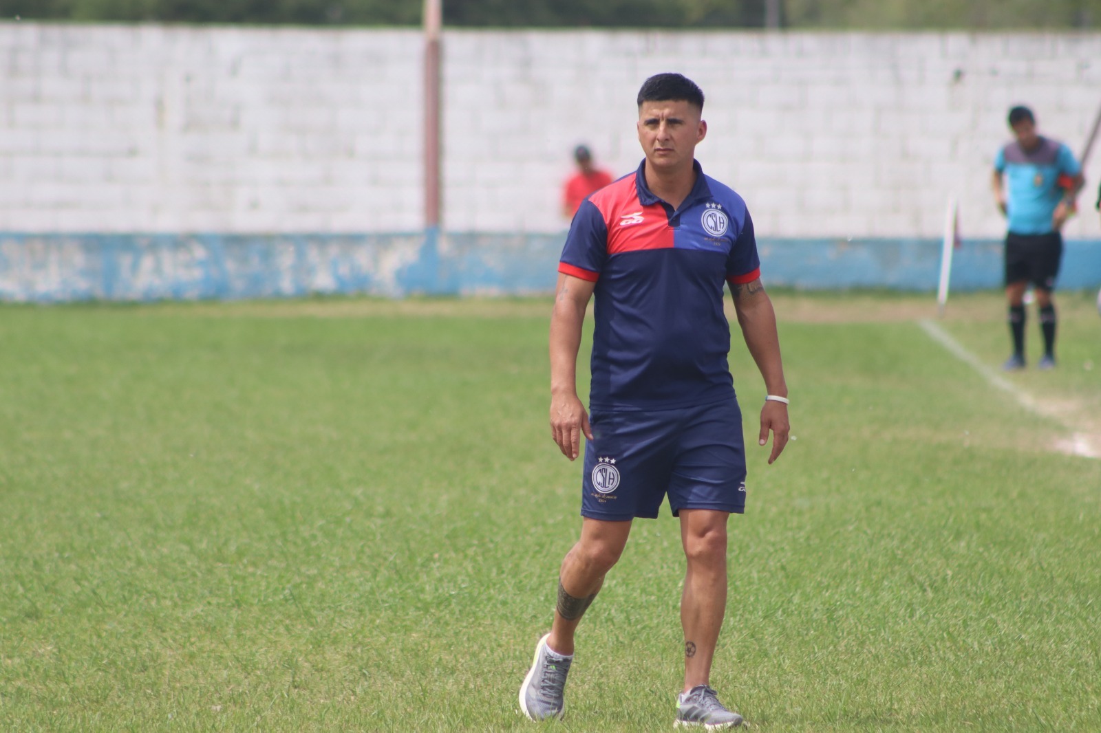 Centro Social apuesta a su ADN: Gustavo Arcostanzo es el nuevo DT.