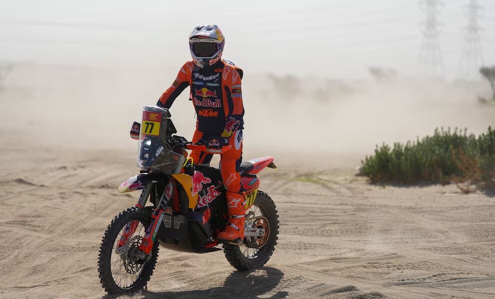 Luciano Benavides logró el triunfo en motos en l quinta etapa (AP Foto/Thibault Camus).
