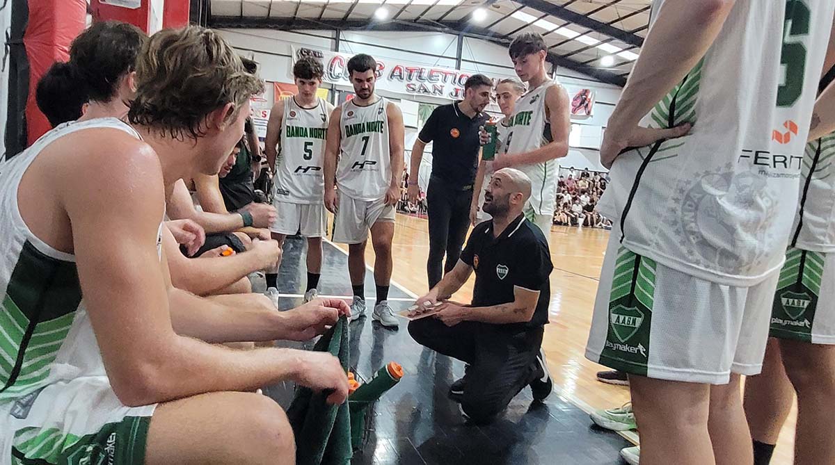 Castagno puso en valor el proceso que viene atravesando la institución.