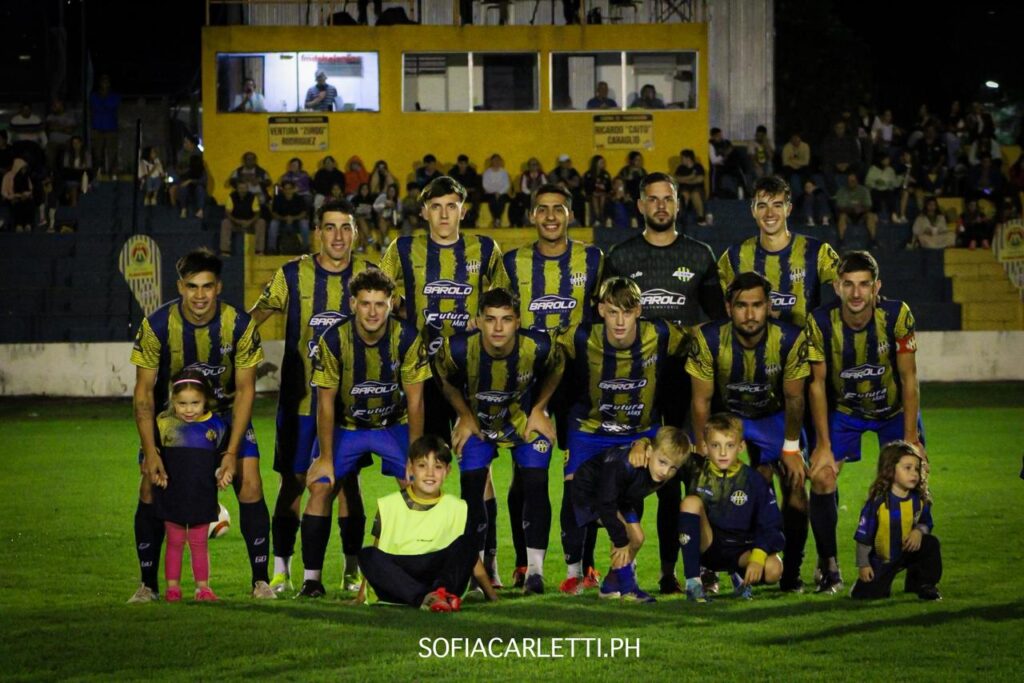 El “canalla” cacheteó al campeón.