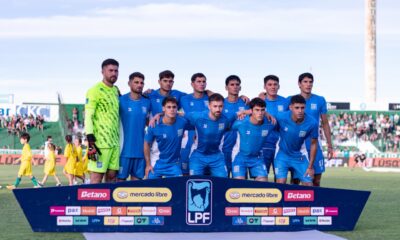 Estudiantes perdió 1-0 con Sarmiento en un duelo clave por la permanencia en Liga Profesional. El paraguayo Junior Marabel anotó de penal el único tanto del compromiso válido a la octava fecha del Torneo Apertura.