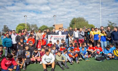 Fundación River Plate entregó materiales deportivos a clubes barriales de Río Cuarto.