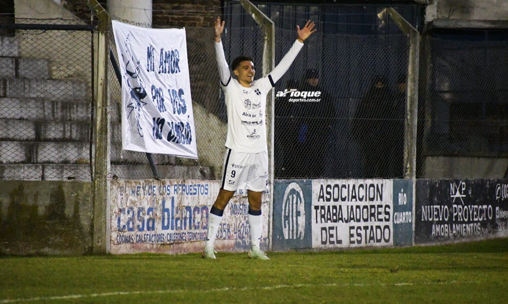 Atenas gana y sube. Este domingo superó 3-1 a Deportivo Rincón en condición de local en el juego enmarcado en la fecha 6 de la Zona C del Torneo Federal A.
