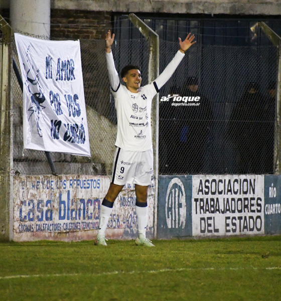 Atenas gana y sube. Este domingo superó 3-1 a Deportivo Rincón en condición de local en el juego enmarcado en la fecha 6 de la Zona C del Torneo Federal A.