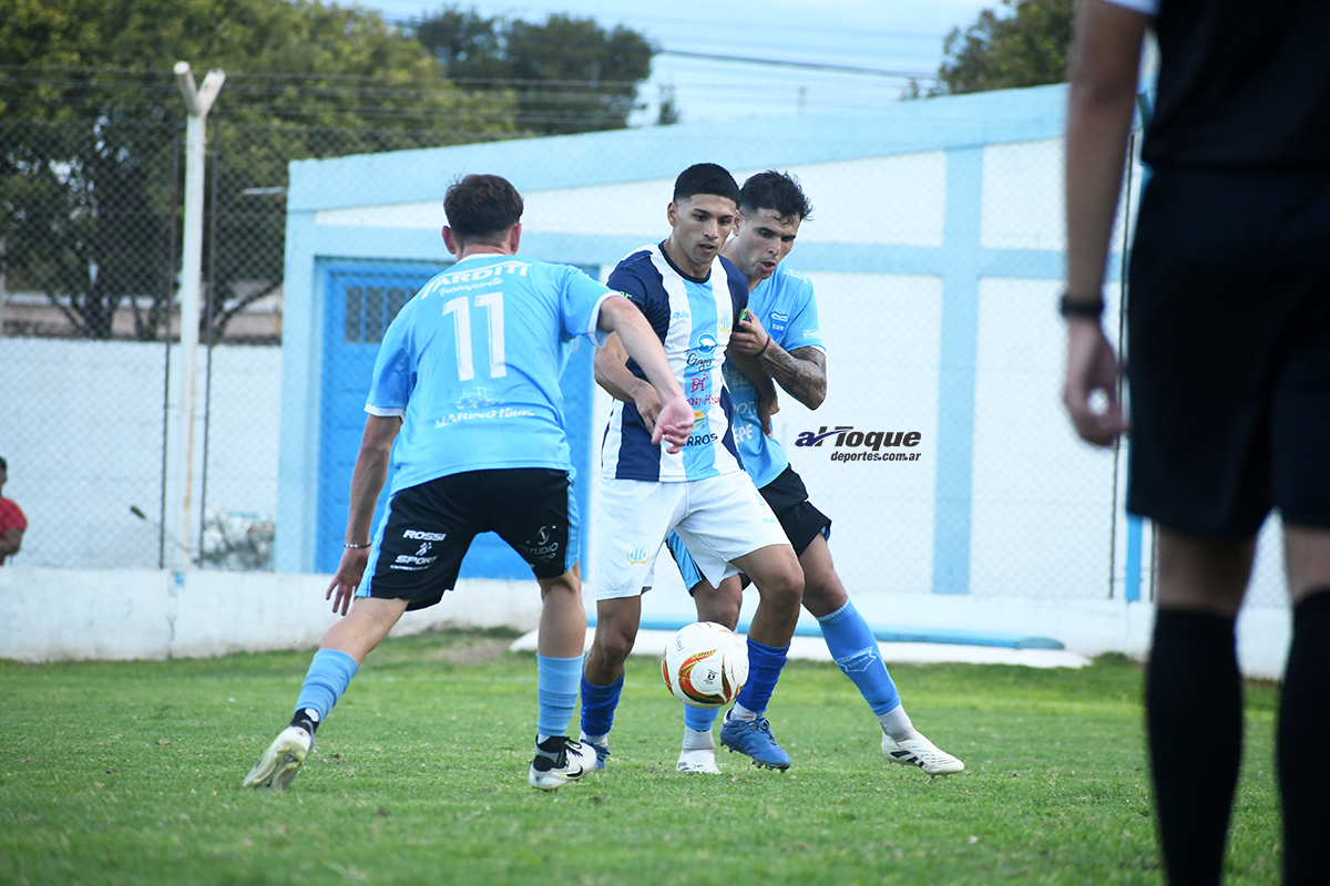 Ian Díaz: Llegó sin cartel y hoy es clave en el puntero.