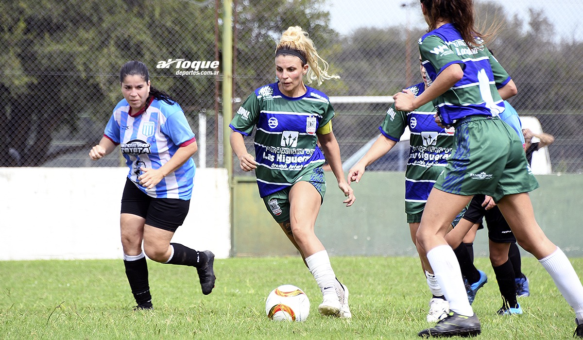 Yamila Pinedo, nueva capitana de Universidad, se refirió al gran inicio del equipo en el Torneo Apertura femenino de Liga Regional de Río Cuarto.