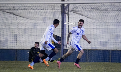 Goleada de Atenas en el cierre de la fecha 13.
