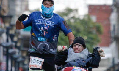 Padre e hijo llegaron desde Villa Mercedes para participar de la Maratón Deportes Río Cuarto y conmovieron a todos.