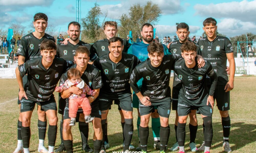 “Patriada” en casa y a seguir soñando. San Martín de Mackenna se impuso 2-1 sobre Everton Club Moldes por la fecha 14 del Torneo Apertura de Primera A de Liga Regional de Río Cuarto.