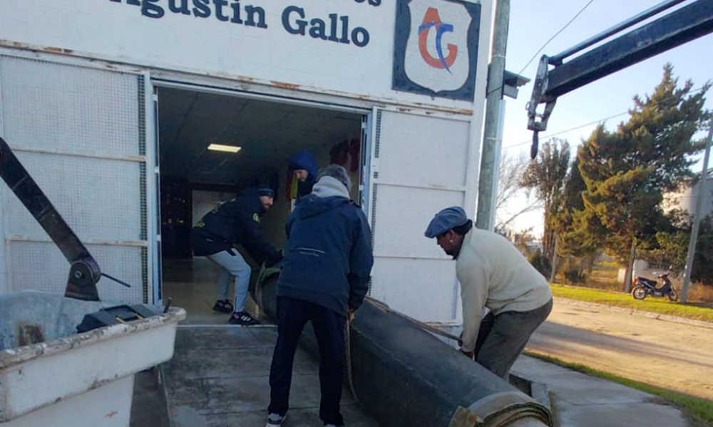 Agustín Gallo acelera su sueño: en apenas 12 días duplicó las parcelas vendidas para su cancha sintética.