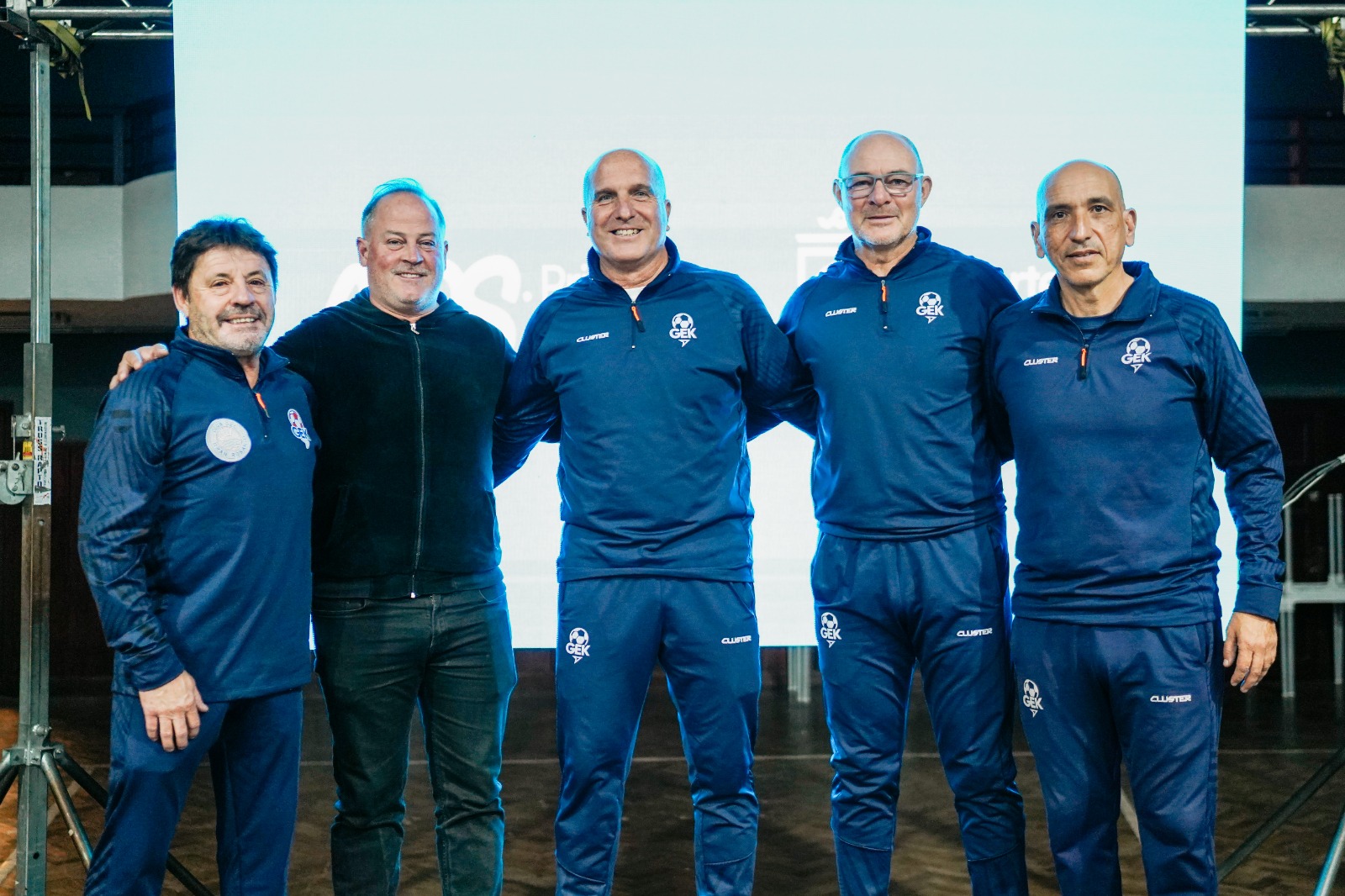 Más de 250 entrenadores de toda la región se capacitaron con el Grupo Ekipo.