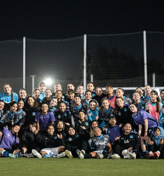 Estudiantes sumó experiencia en Avellaneda con amistosos ante Racing.