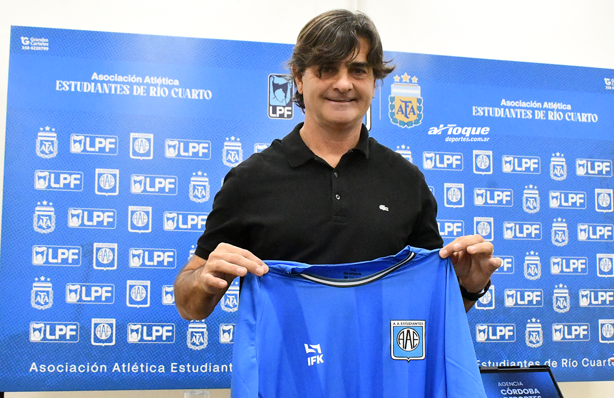 Forestello asumió en Estudiantes: "No tenemos presión, sino una oportunidad de mejora diaria".