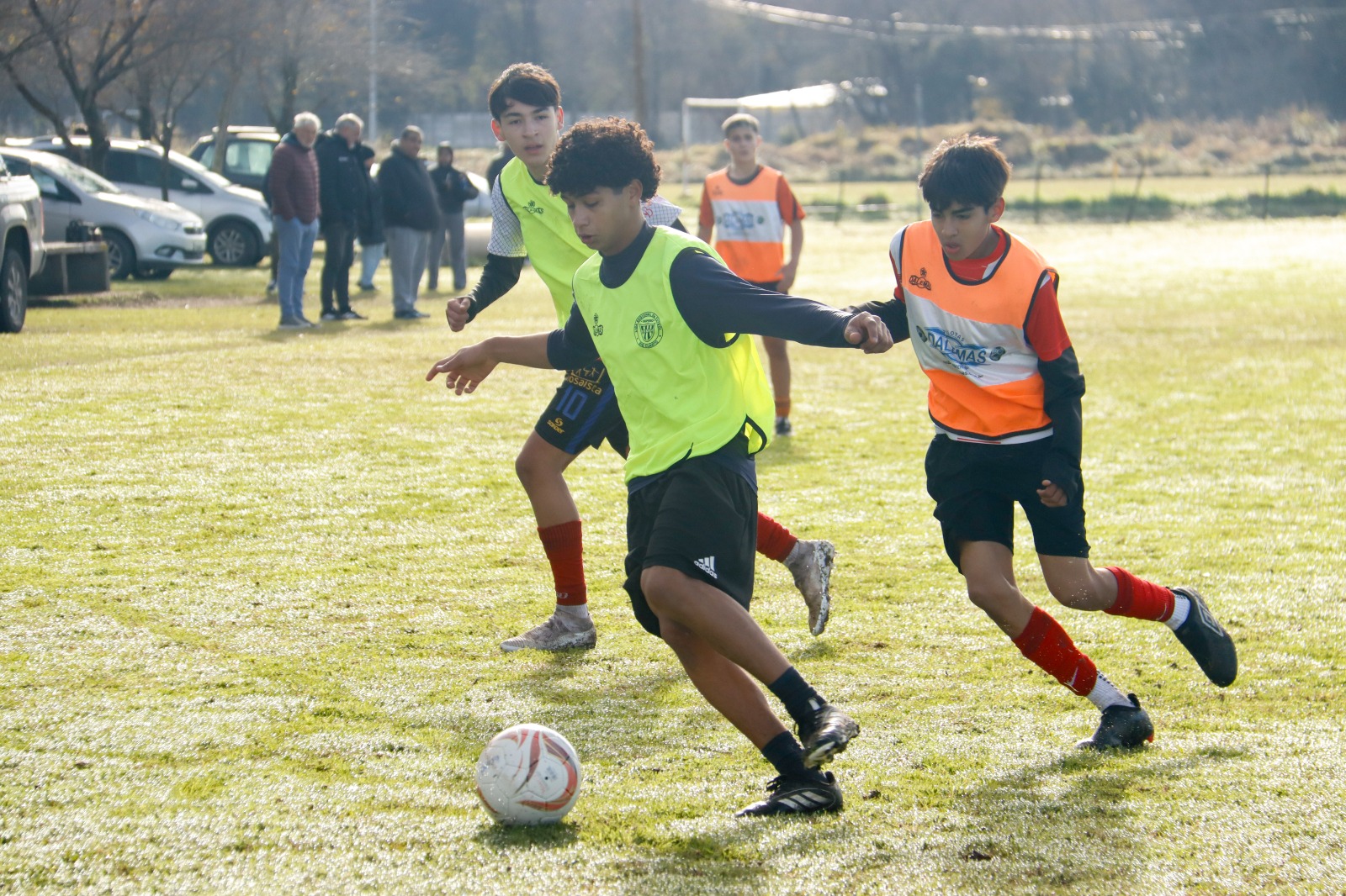 Las Selecciones Juveniles de la Liga Regional avanzaron con una nueva jornada de entrenamientos y observación.