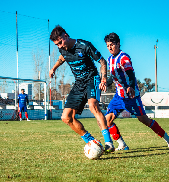 Galván: “Mi idea era dejar de jugar, pero Municipal me devolvió las ganas”.