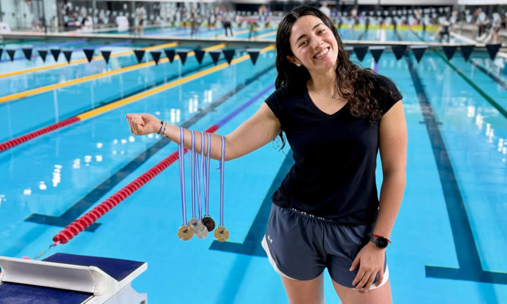 Francesca Travaglini regresó a la natación competitiva y brilló en el Argentino Máster.