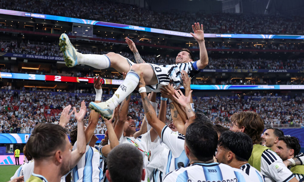 Argentina ganó como los grandes campeones: cayó, resistió y volvió a levantarse.