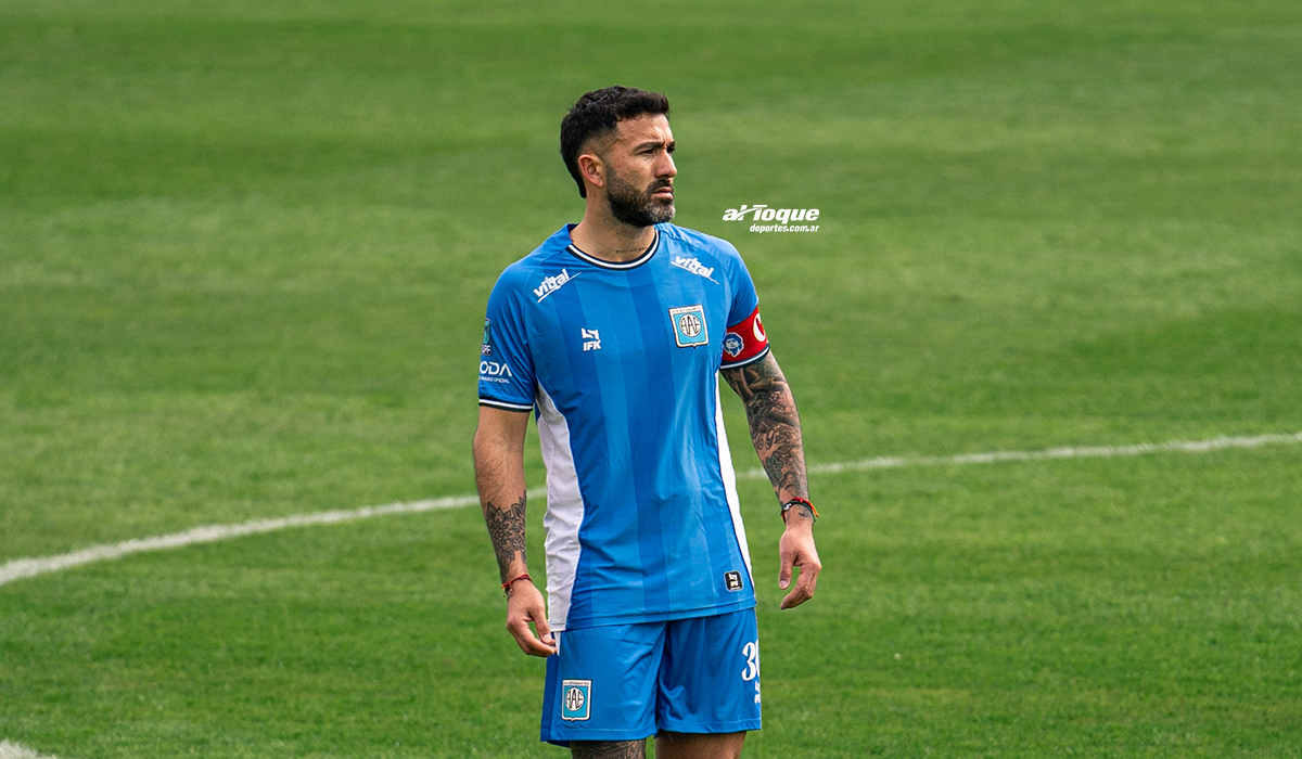 Ojeda: “Si somos los que fuimos ante Tigre, tenemos muchas chances de quedarnos en Primera”.
