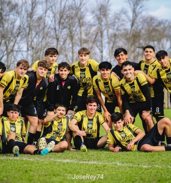 Acción Juvenil volvió a ganar y estiró su ventaja en la cima.
