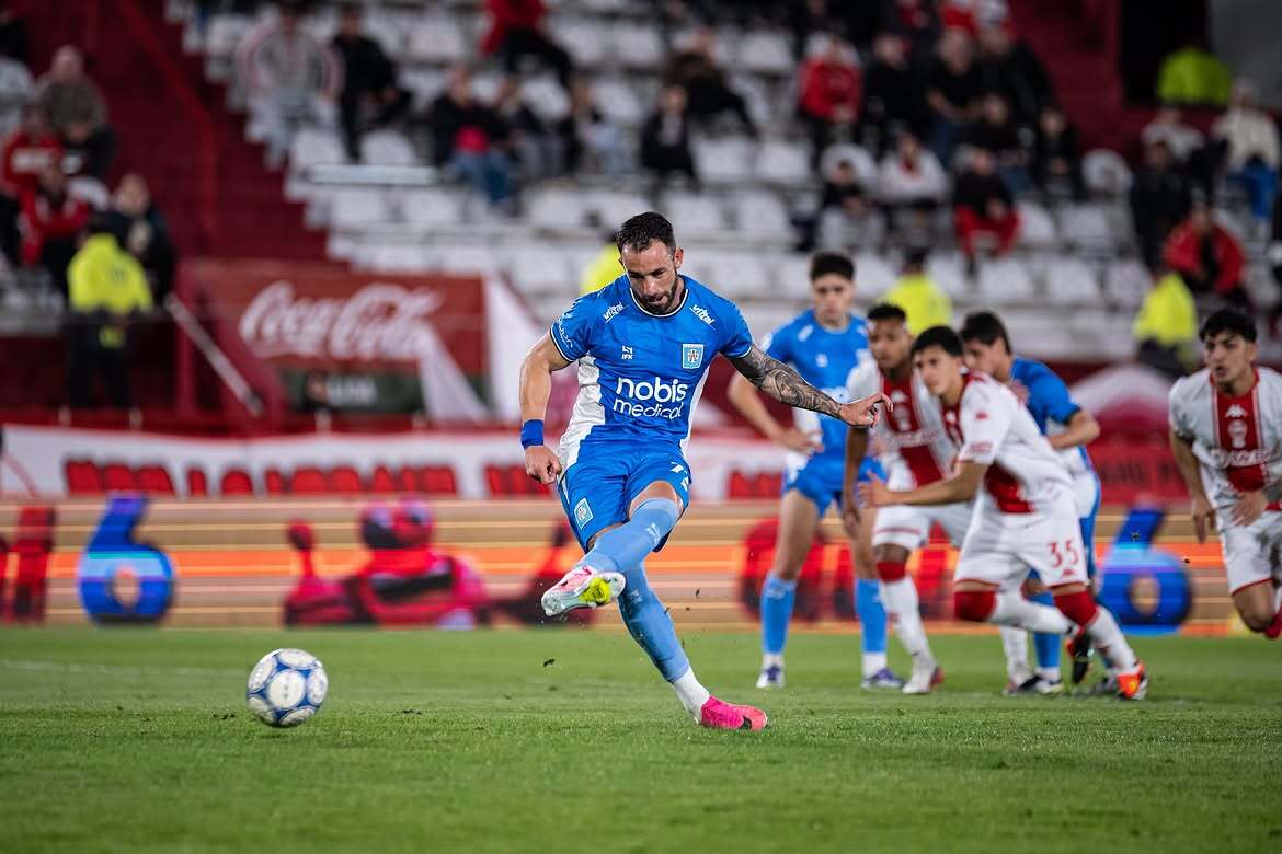 Estudiantes empató 1 a 1 ante Huracán en el Estadio Tomás Adolfo Ducó, por la séptima fecha del Torneo Clausura de la Liga Profesional, y sumó su primer punto en condición de visitante en lo que va del campeonato.