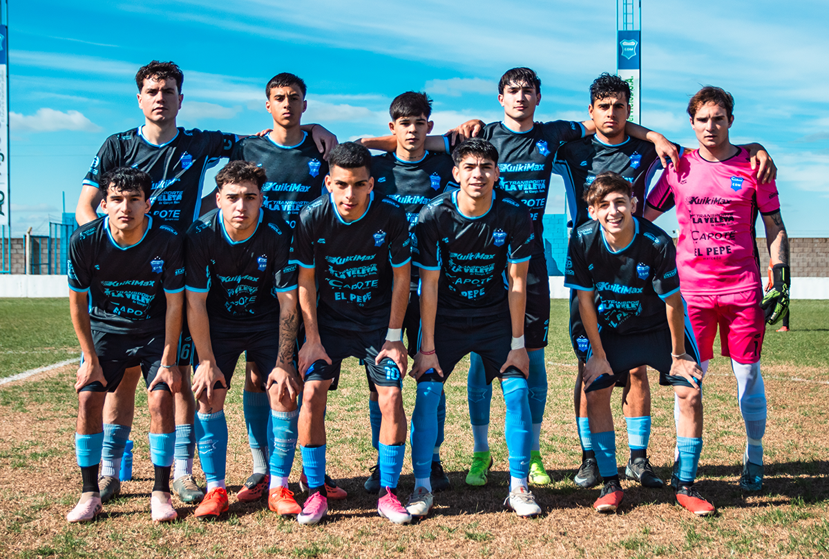 Tercera A: Municipal se acercó al puntero Acción Juvenil.