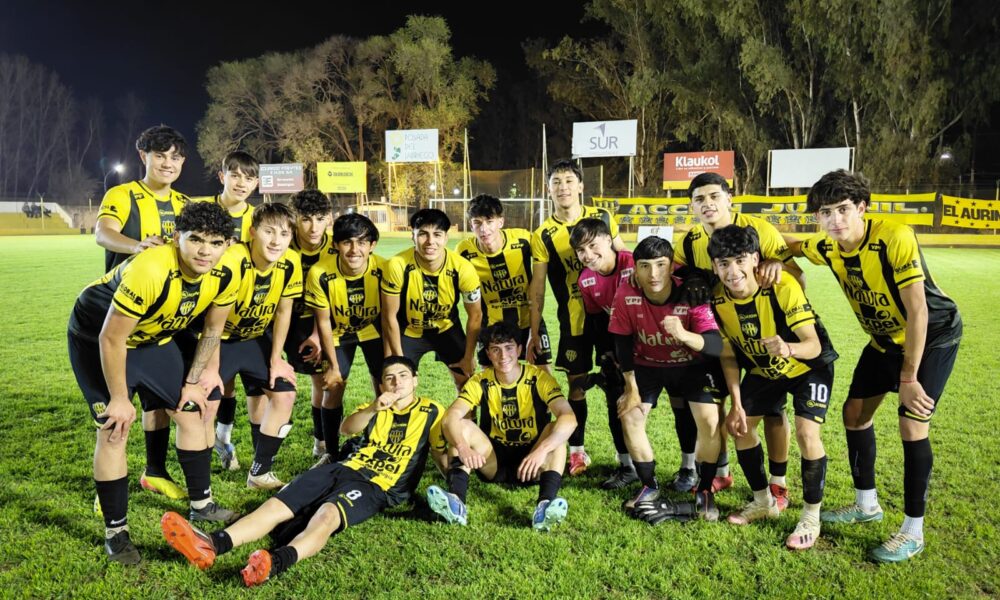 Acción Juvenil se escapa en la cima de la Tercera División A.