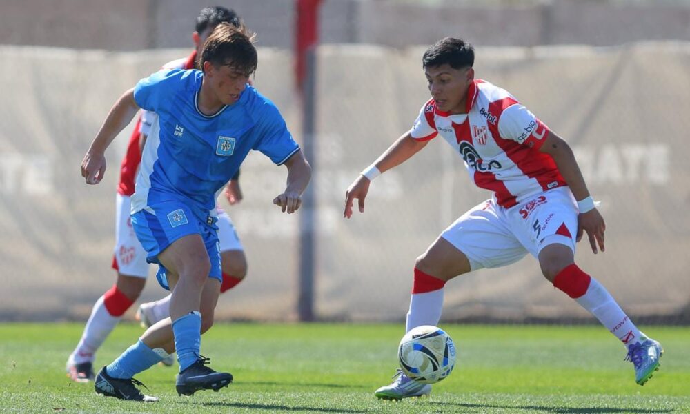 El "león" derrotó 2-0 a Instituto en Córdoba por la fecha 10 del Torneo Proyección y quedó momentáneamente líder de la Zona B del Torneo Clausura.