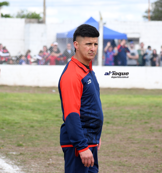 Gustavo Arcostanzo: “Soy un enamorado del club, voy a recordar siempre este ascenso”