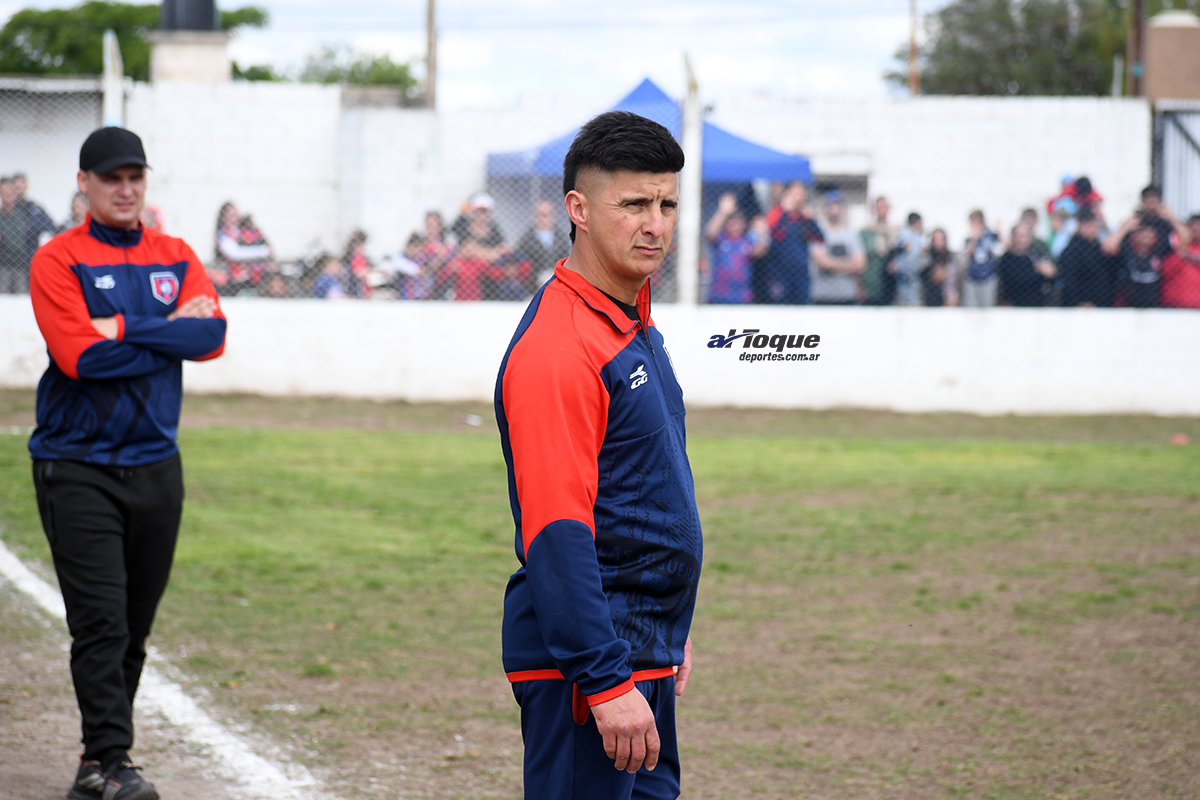 Gustavo Arcostanzo: “Soy un enamorado del club, voy a recordar siempre este ascenso”