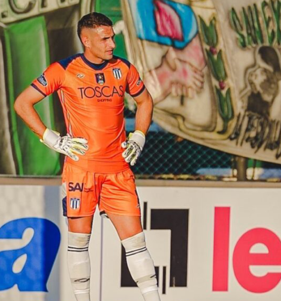 Dos arqueros con pasado en Estudiantes van por el ascenso a Primera.