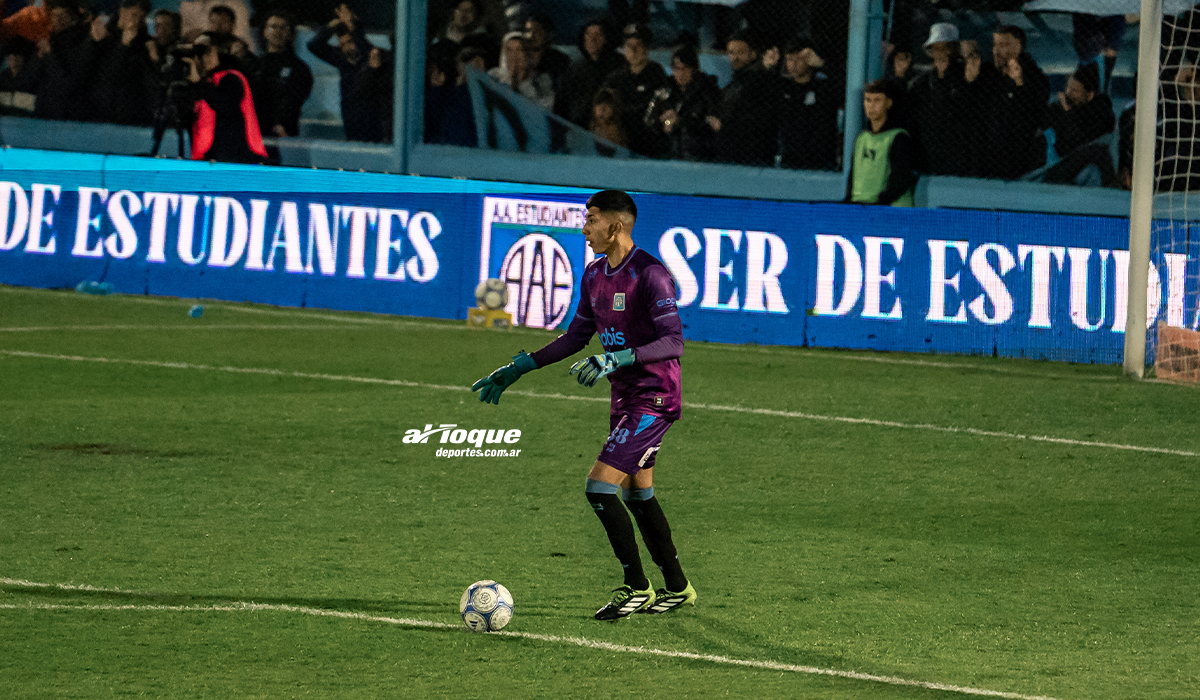 Lautaro Herrera debutó en Primera y fue el cuarto arquero de Estudiantes en la Liga Profesional.